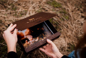 Drewniane pudełko na zdjęcia 10x15cm Our Story